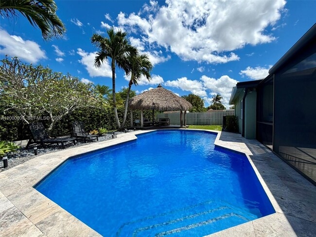 5704 SW 116th Ave in Cooper City, FL - Building Photo - Building Photo