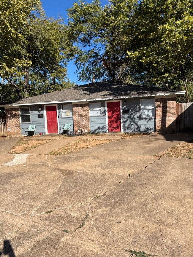 property at 1423 5th Ave