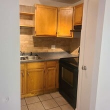 1019 N Boxwood Dr in Mount Prospect, IL - Building Photo - Building Photo