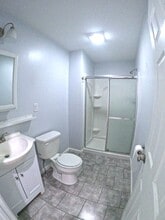 563 Burritt St, Unit 2N in New Britain, CT - Building Photo - Building Photo