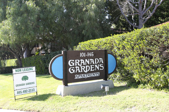 Granada Gardens Apartments in Thousand Oaks, CA - Foto de edificio - Building Photo