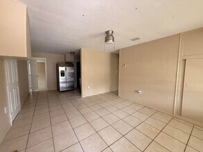 1604 Zephyr Ave in Fort Pierce, FL - Building Photo - Building Photo