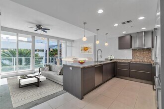 175 1st St S in St. Petersburg, FL - Building Photo - Building Photo