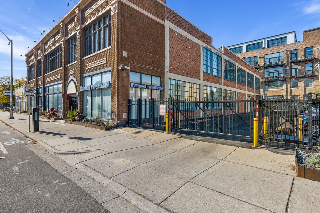 4221 Cass Ave, Unit 100 in Detroit, MI - Building Photo
