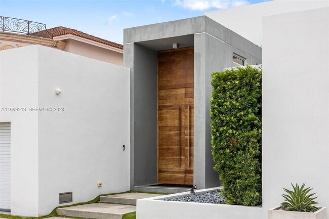 property at 323 Atlantic Isle