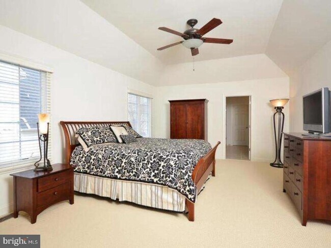 property at 310 Waynebrook Dr