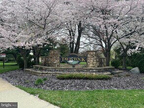 377 Tavistock Rd in Cherry Hill Township, NJ - Building Photo - Building Photo