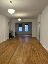 102 1st Pl in Brooklyn, NY - Building Photo - Interior Photo