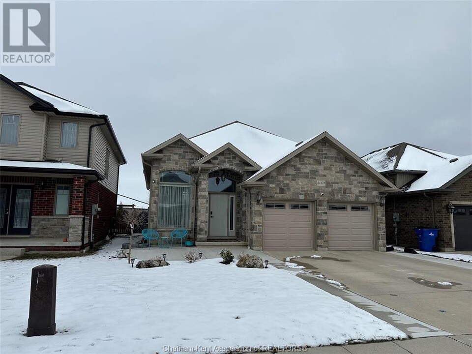 431 Twilight Trail in Chatham, ON - Building Photo