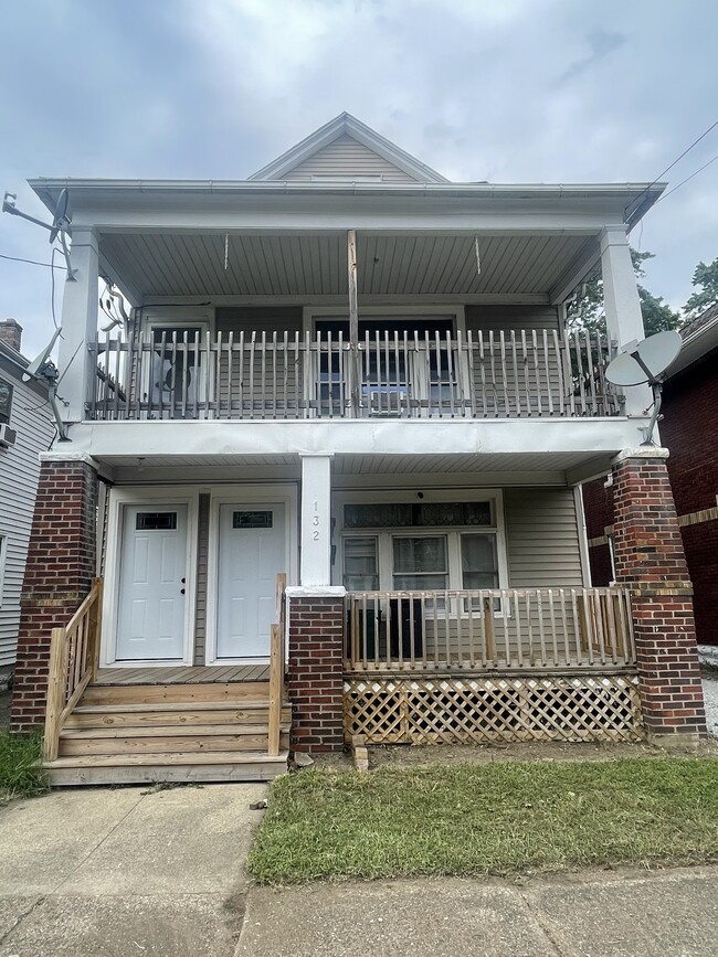 132 E 31st St, Unit Upper Unit