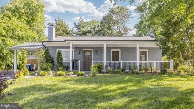 property at 6317 Everglades Dr