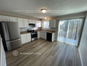 5280 E 112th Ct in Thornton, CO - Foto de edificio - Building Photo