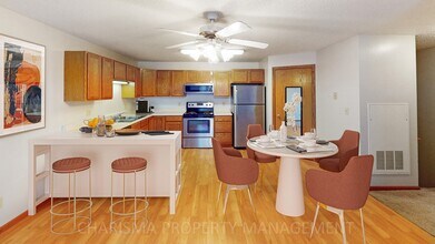 626 N Sycamore Ave in Sioux Falls, SD - Building Photo - Building Photo