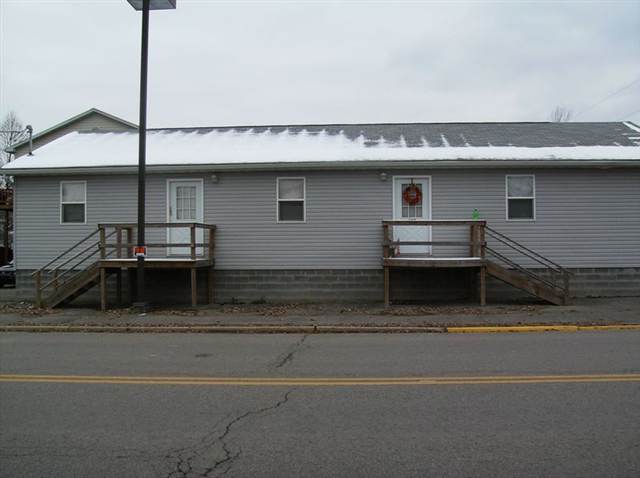 502-504 Main Ave in Weston, WV - Building Photo