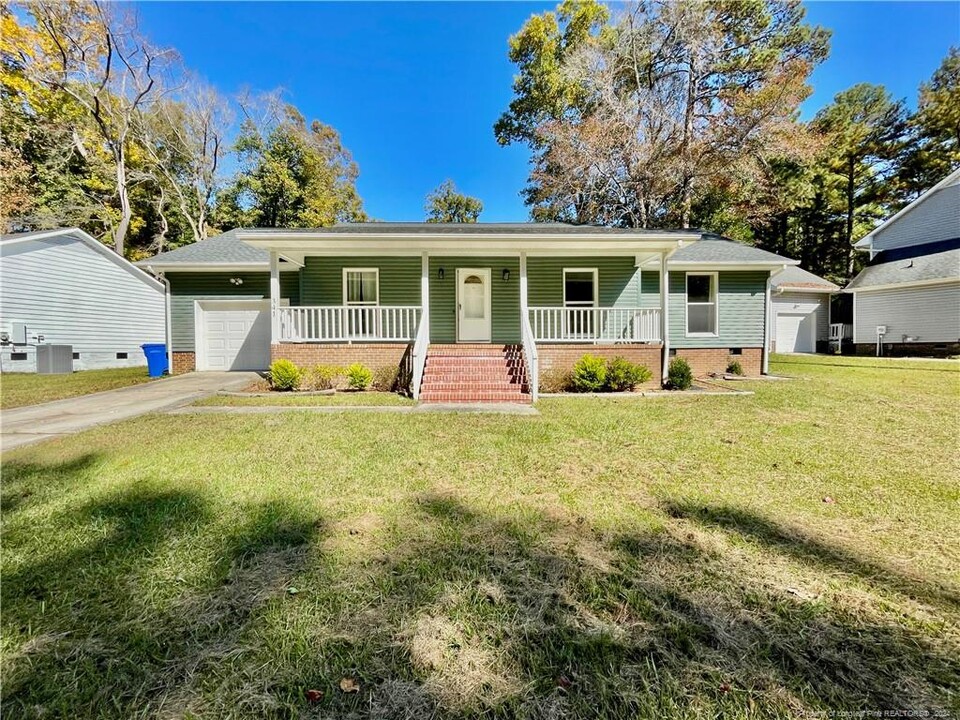 341 Bahama Loop in Fayetteville, NC - Building Photo