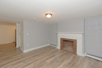 29 Elm St-Unit -Unit 1 in Albany, NY - Building Photo - Building Photo