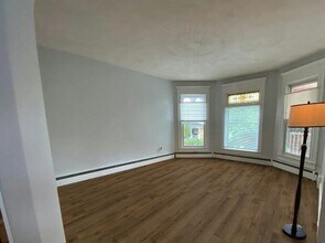 848 Quincy Ave in Scranton, PA - Foto de edificio - Building Photo