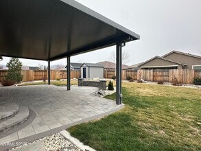 1274 Avian Dr in Sparks, NV - Building Photo - Building Photo
