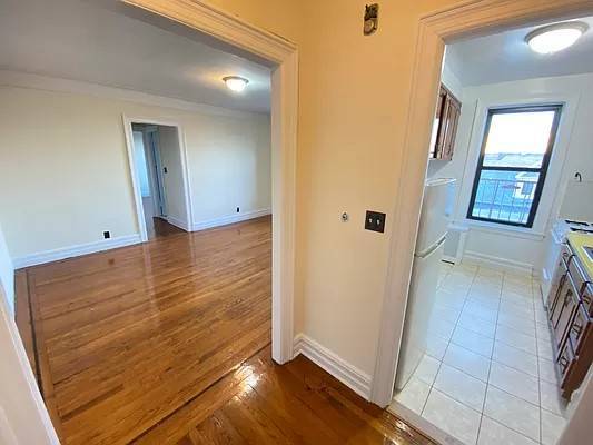 124 Parrott Pl in Brooklyn, NY - Building Photo - Building Photo