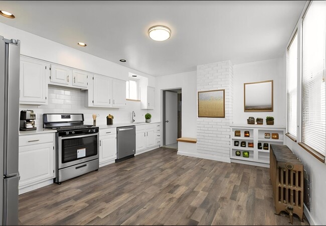 property at 148 S 20th St