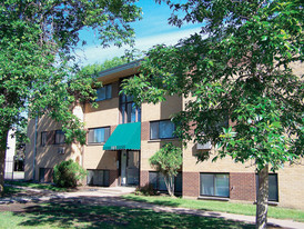 Hillsberry 94 Apartments