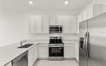 2865 Pierr St in Davenport, FL - Building Photo - Building Photo