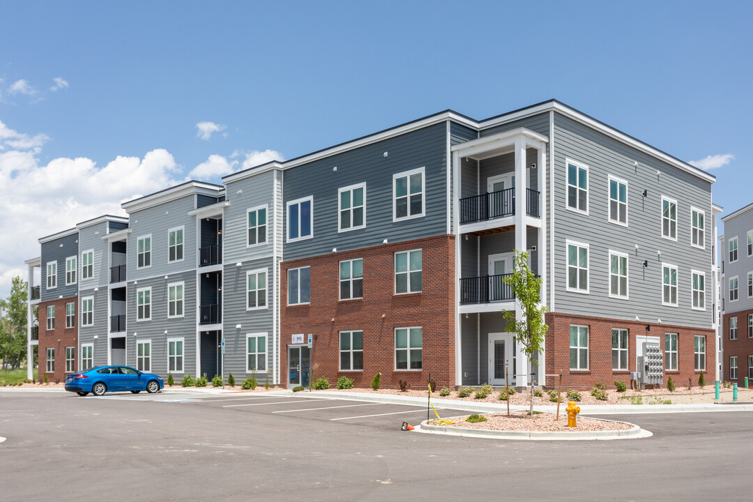 The Edison at Chapel Hills in Colorado Springs, CO - Foto de edificio