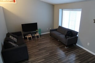 4495 Brookmeadow Dr SE in Kentwood, MI - Building Photo