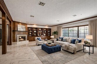 3328 Willow Brook Rd in Oklahoma City, OK - Building Photo - Building Photo