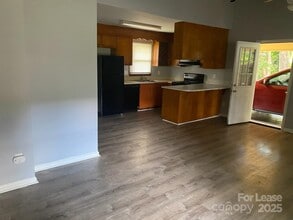 120 W Hudson St in Monroe, NC - Building Photo - Building Photo