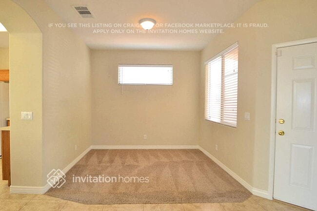 7812 Picnic St in Las Vegas, NV - Building Photo - Building Photo