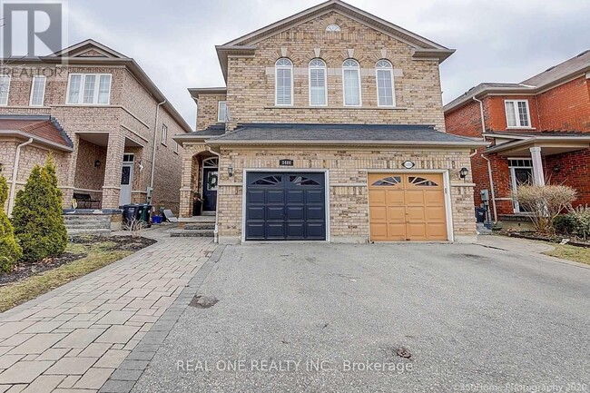 property at 3486 Fountain Park Ave
