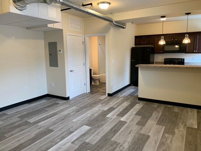 535 E Orange St, Unit 1 bed