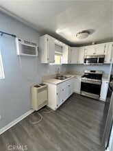 5165 Pickford St-Unit -1/4 in Los Angeles, CA - Building Photo - Building Photo
