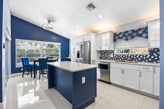 13525 Brixham St in Wellington, FL - Building Photo - Building Photo