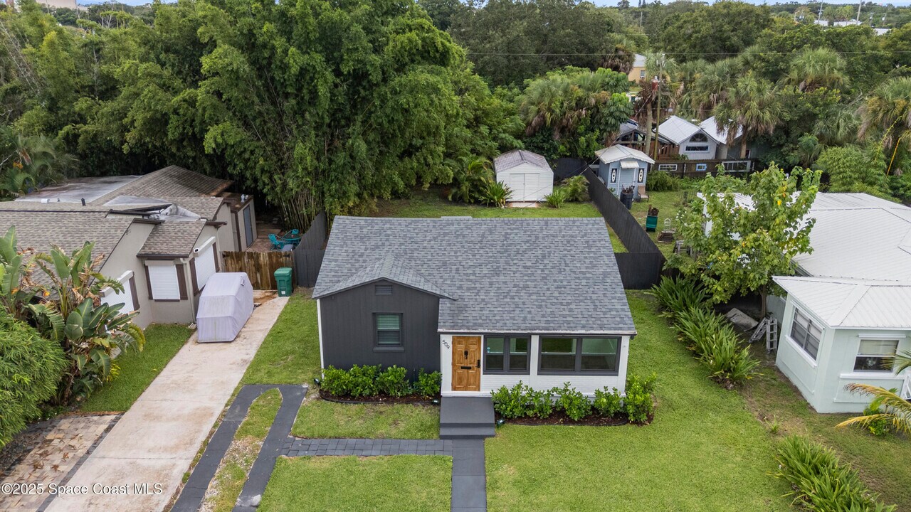 509 E Fee Ave in Melbourne, FL - Building Photo