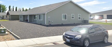 4075 Quinn Dr NE, Unit 4075 in Moses Lake, WA - Building Photo - Building Photo