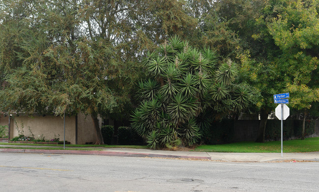 599 S Parker St in Orange, CA - Building Photo - Building Photo