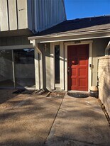 12906 Leader St in Houston, TX - Building Photo