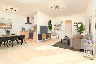 204 N Manhattan Pl in Los Angeles, CA - Building Photo - Building Photo