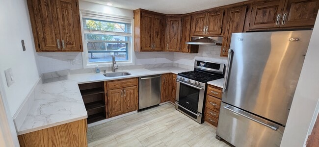 property at 248R Pearl St