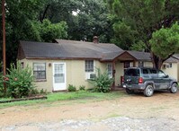 Building Photo - 2021 E Broadway Ave Apartments in Forrest City, Arkansas