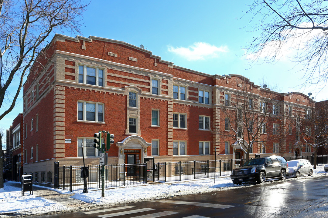 The Jarvis on Ashland in Chicago, IL - Building Photo