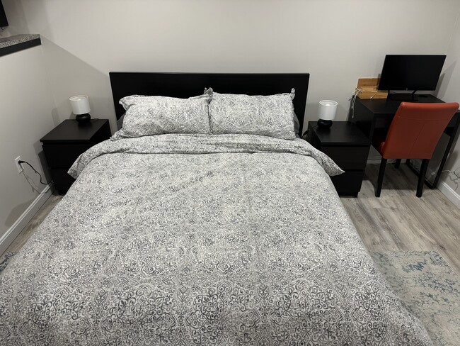 171 Foster St, Unit B