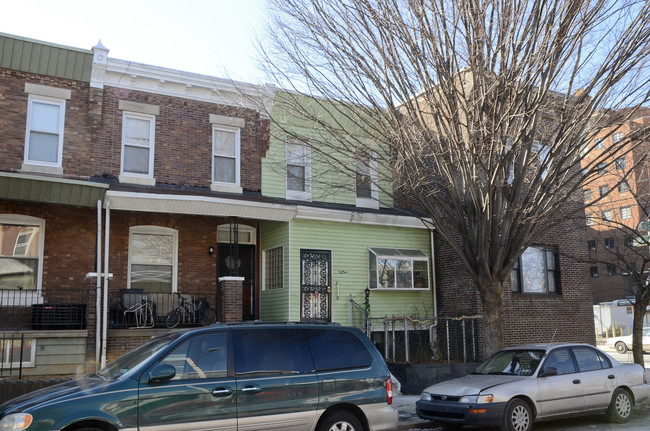 Cobbs Creek in Philadelphia, PA - Foto de edificio - Building Photo