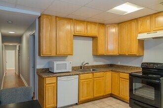 2014-2016 N Charles St in Baltimore, MD - Building Photo - Building Photo