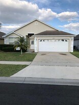11231 Crystal Glen Blvd in Orlando, FL - Building Photo