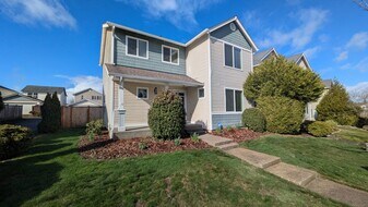 1717 Duncan Ave in Dupont, WA - Building Photo