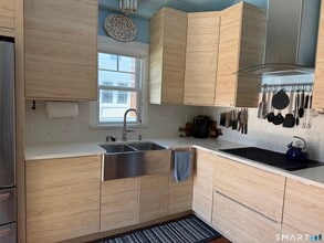 94 Lee Way in Madison, CT - Building Photo - Building Photo