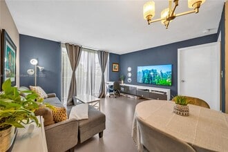 1720 NW N River Dr in Miami, FL - Building Photo - Building Photo